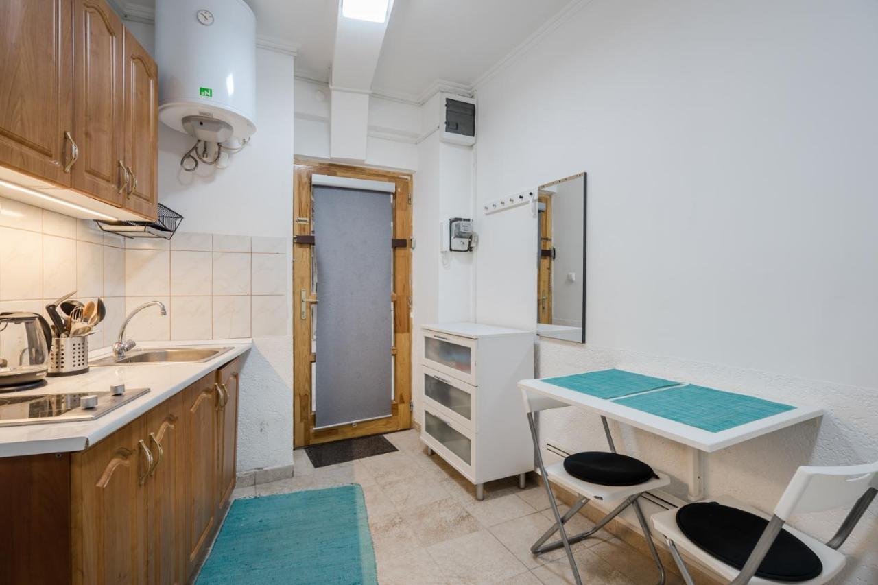 Bpr Simply Azure Apartment Budapest Ngoại thất bức ảnh