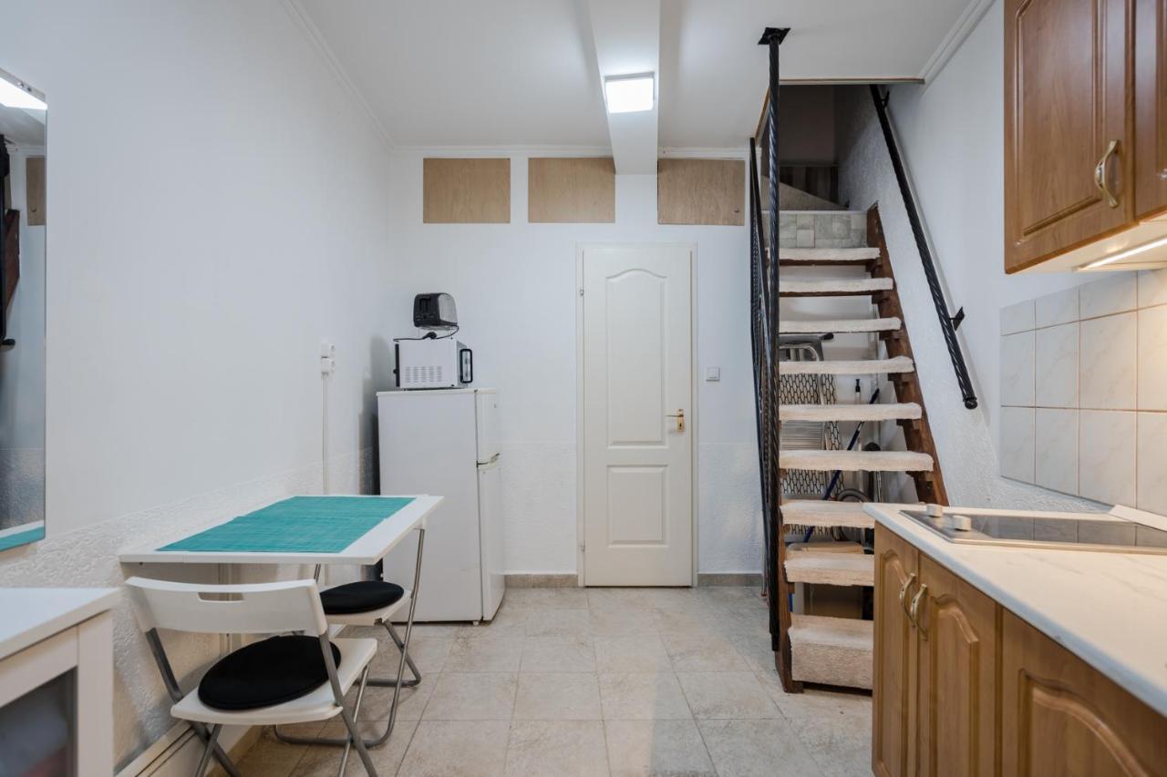 Bpr Simply Azure Apartment Budapest Ngoại thất bức ảnh