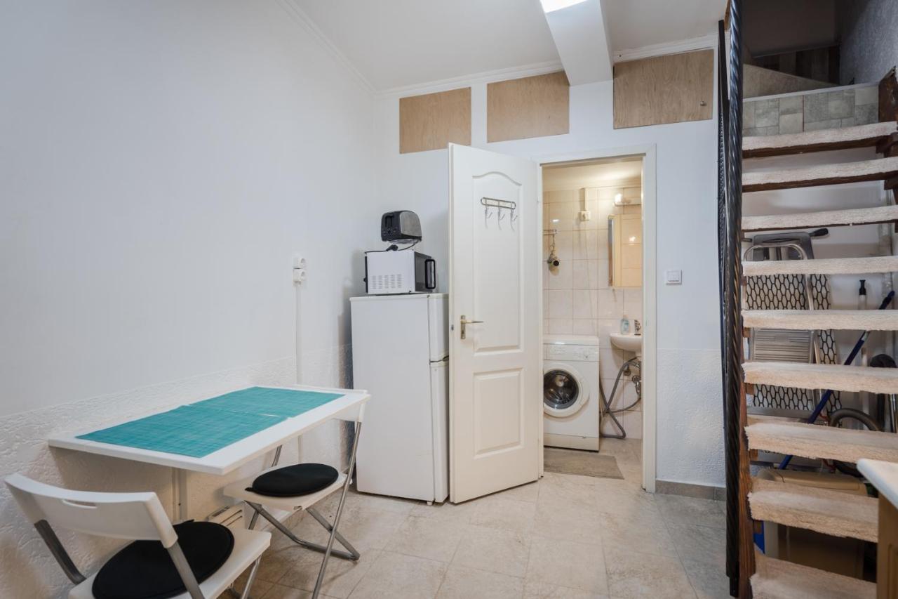 Bpr Simply Azure Apartment Budapest Ngoại thất bức ảnh
